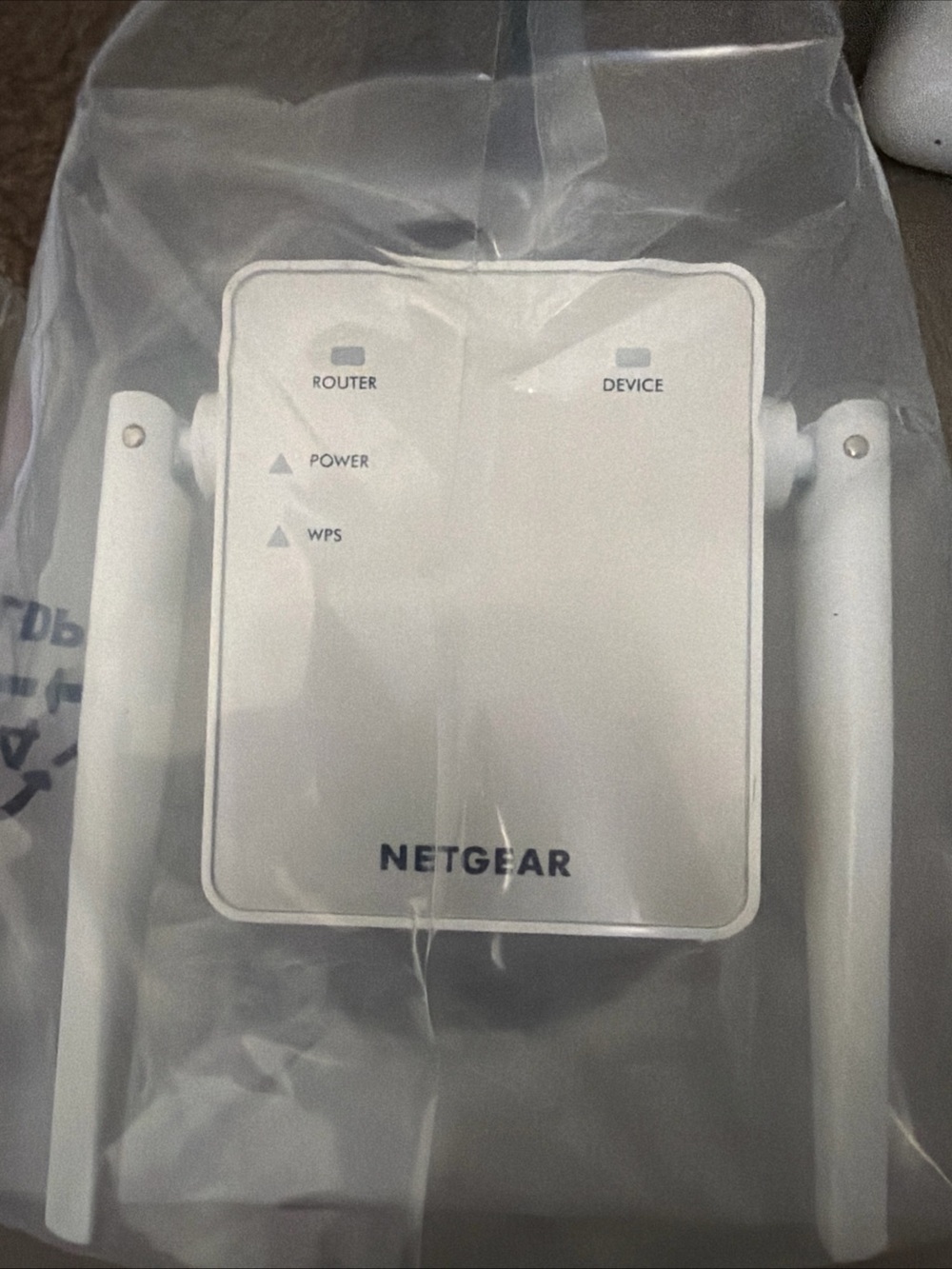 netgear White Dual-Antenna WiFi Extender